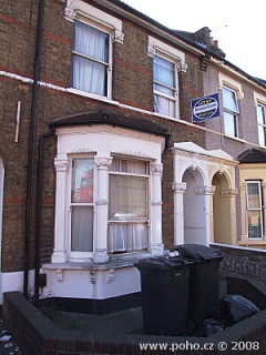 Share house